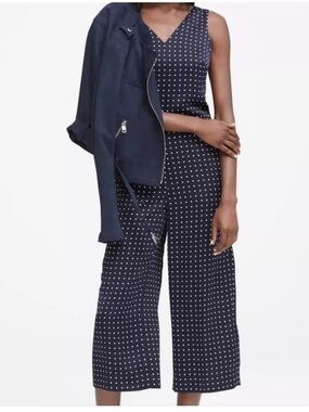 Banana Republic Navy Polka Dot Twist Back  Jumpsuit V Neck Mid Calf, size 8